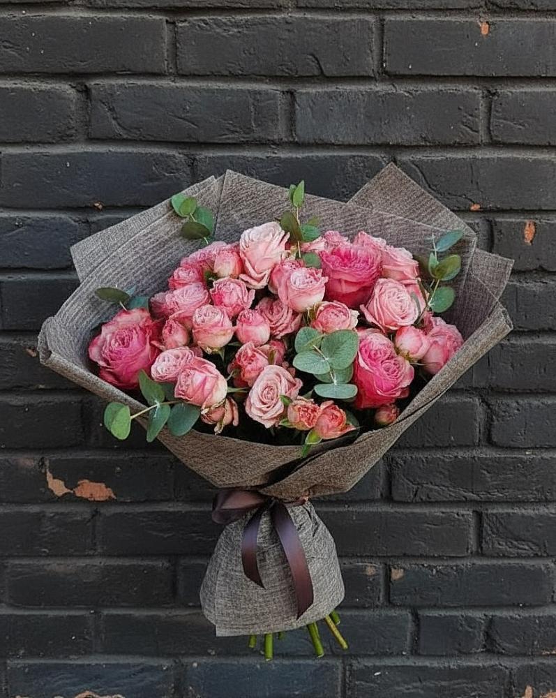 Букет цветов из: Розы в Грязь