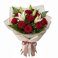 Букет цветов из:  Лилии и Розы в Грязь