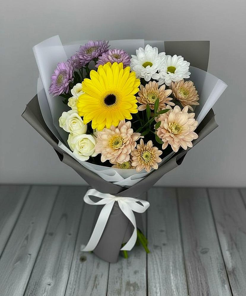 Букет цветов из: Розы, Герберы и Хризантемы в Грязь
