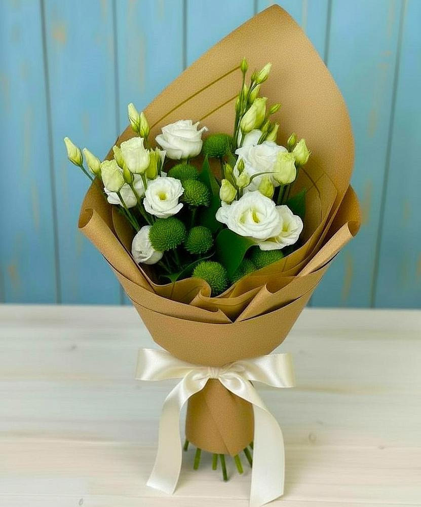 Букет цветов из: Хризантемы и Лизиантусы в Грязь