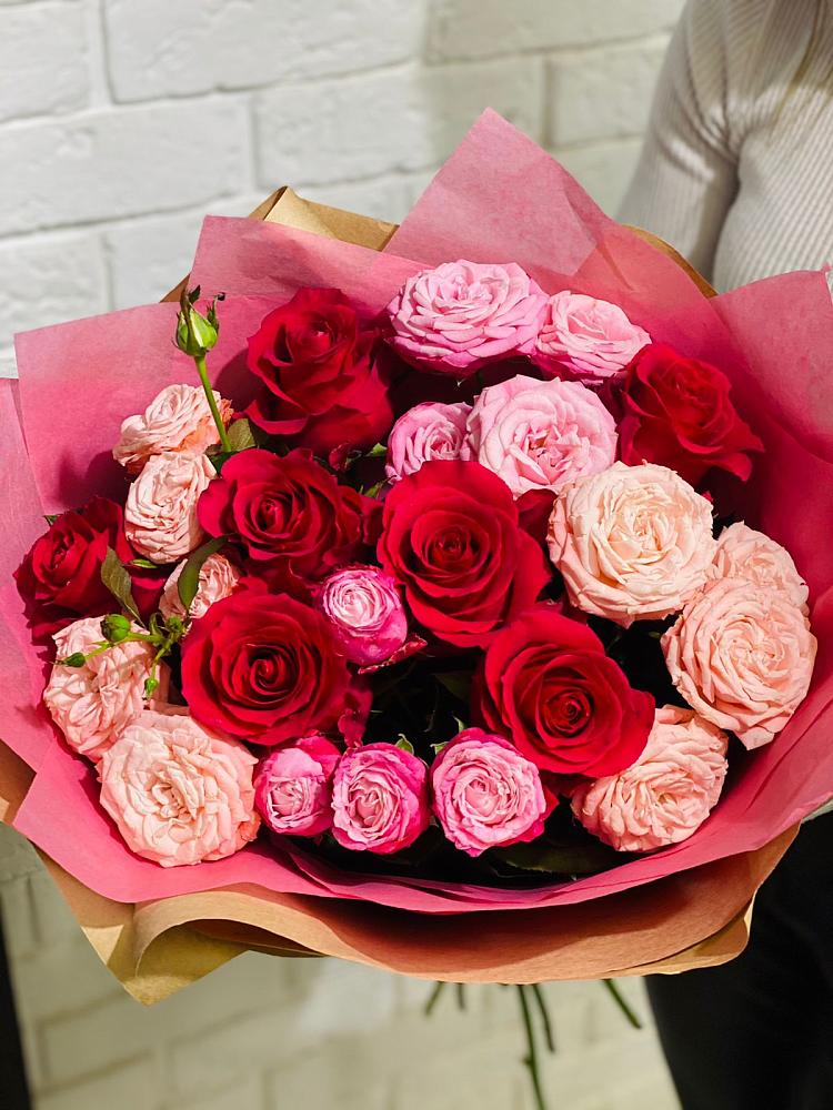 Букет цветов из: Розы в Грязь