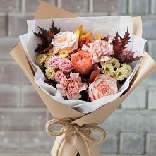 Букет цветов из:  Гвоздики, Хризантемы и Розы в Грязь