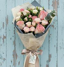 Букет цветов из:  Розы в Грязь
