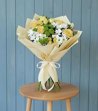 Букет цветов из:  Хризантемы и Розы в Грязь