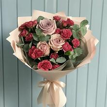 Букет цветов из:  Гвоздики и Розы в Грязь