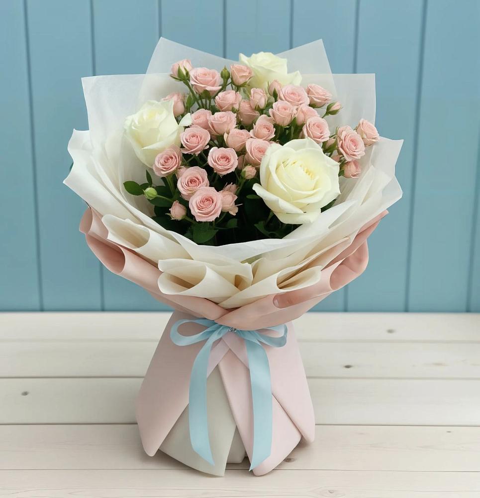 Букет цветов из: Розы в Грязь